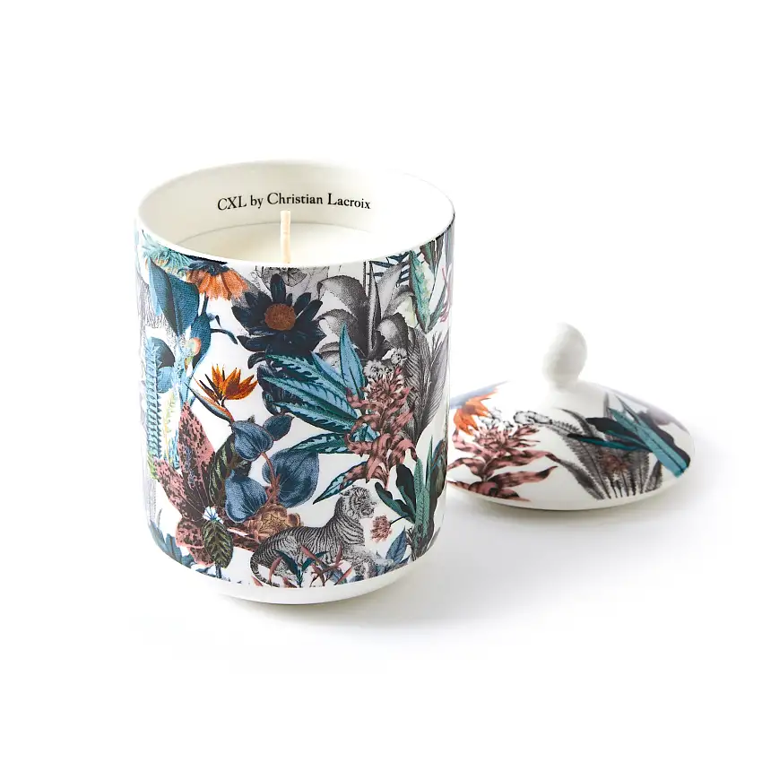 170_110_ScentedCandlePorcelain_ZanzibarWhite_PinkPepper_d6bc7985-0b00-4676-b582-7ba9a7d9e1e0-1