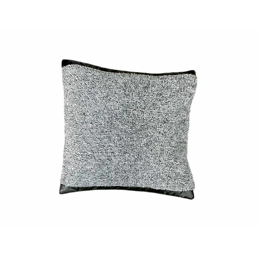 320428_zoom_0_2x_6d236a0f-0d9a-45ee-b75f-1f51a9ec9457-1