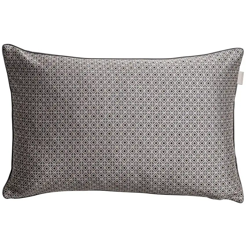 417074_zoom_0_2x_bbda303b-ee49-4f94-9a23-18961ac7f14f-1