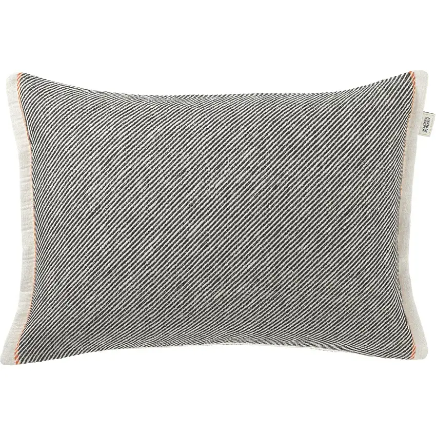 482181_zoom_0_2x_2d4f1165-06ff-4f78-9d41-d1e3f3236336-1