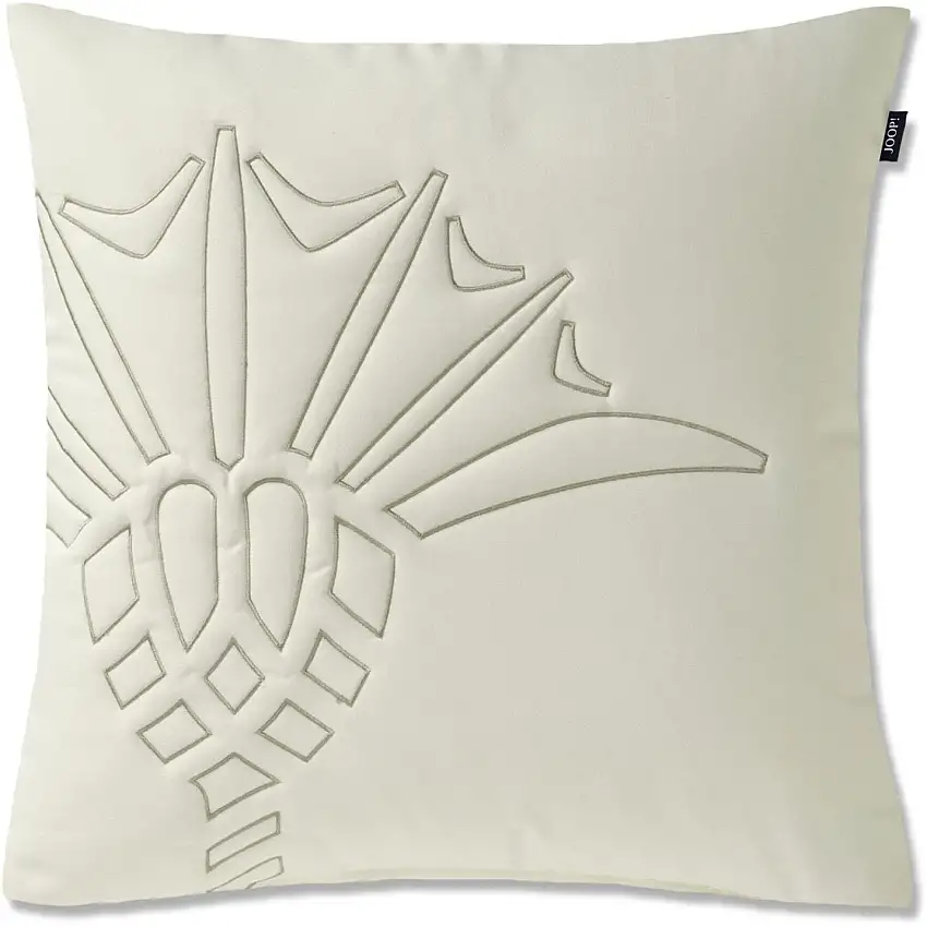 484769_zoom_0_2x_c34dbbb8-7e6a-4fe1-9c09-cd0ee6542e75-1