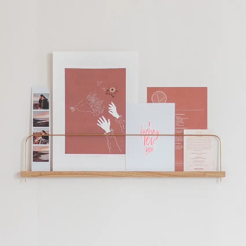 Gllu_EtagereSuperPoses-Moyenne-1