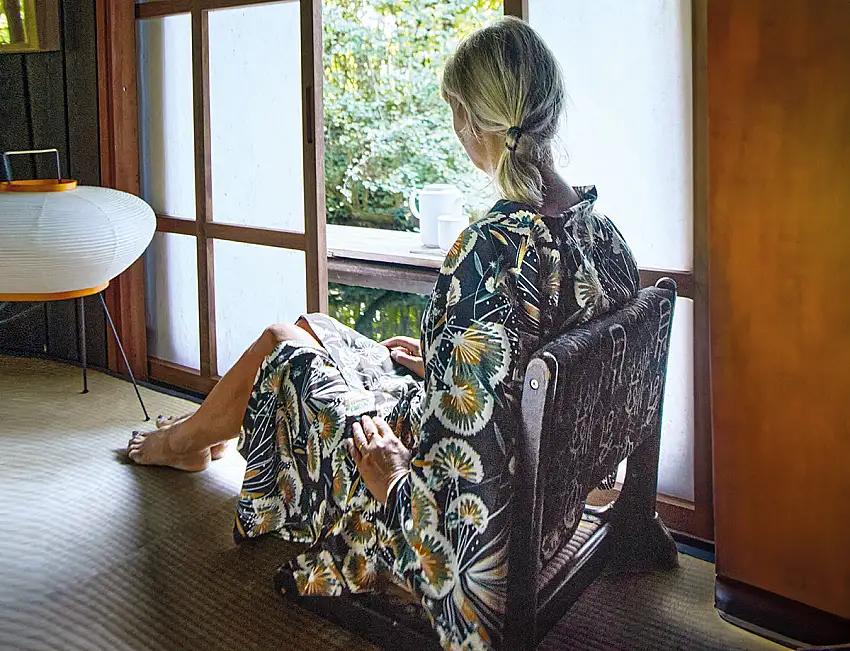 KIMONOFLOREA_AMBRE_AMBIANCE_3_1200x1200-1