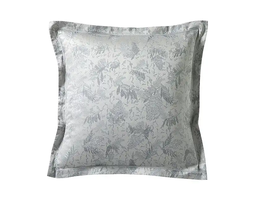 LUPINS_ARGENTE_TAIE_CARRE_1200x1200-1