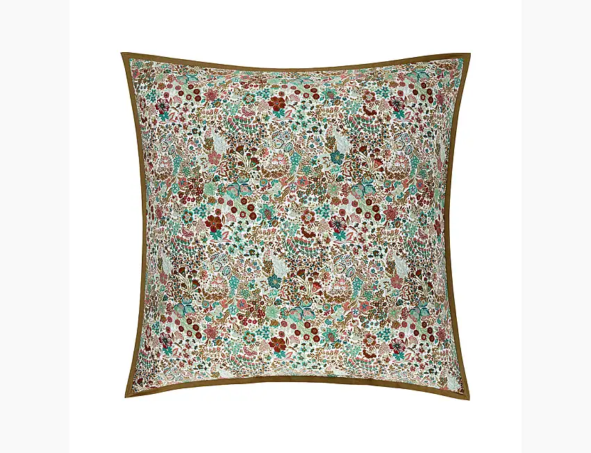 OLIVIER_DESFORGES_FOLIE_DOUCE_Taie_carre_recto_fed0c5ce-ad7e-45d7-ae5d-c69fa5dffaec_1200x1200-1