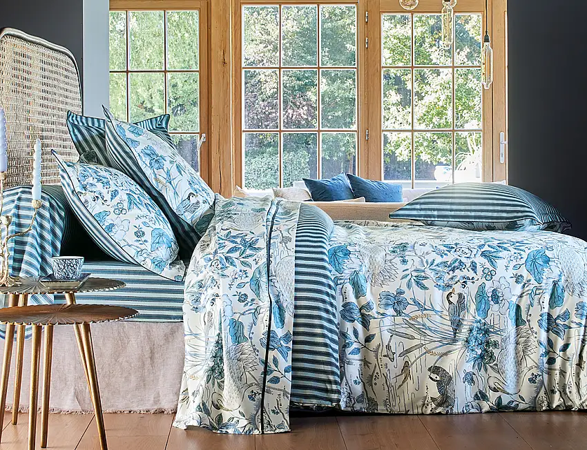 WATERGARDEN_BLEU_AMBIANCE_33a4ae8b-6d1c-4b91-b370-3d002703a28d_1200x1200-1