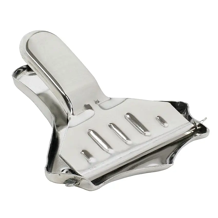 Zitronenpresse-aus-Edelstahl_1-1