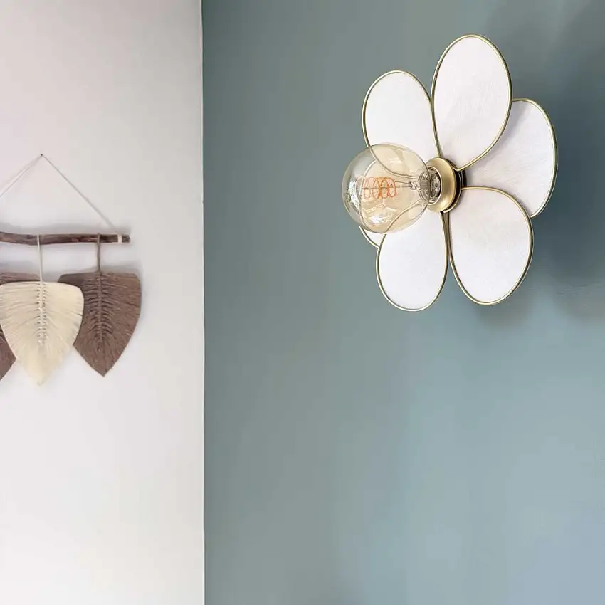 applique-murale-flora-coton-blanc-et-metal-dore-d32cm-electrifiee-1