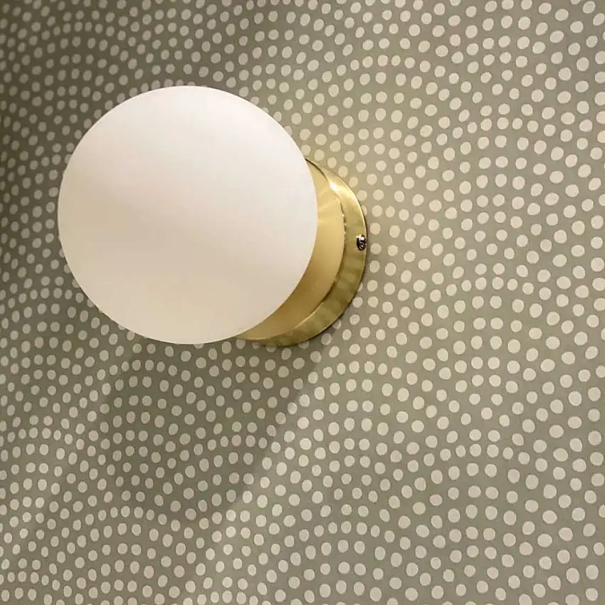 applique-murale-vintage-verre-blanc-metal-dore-1