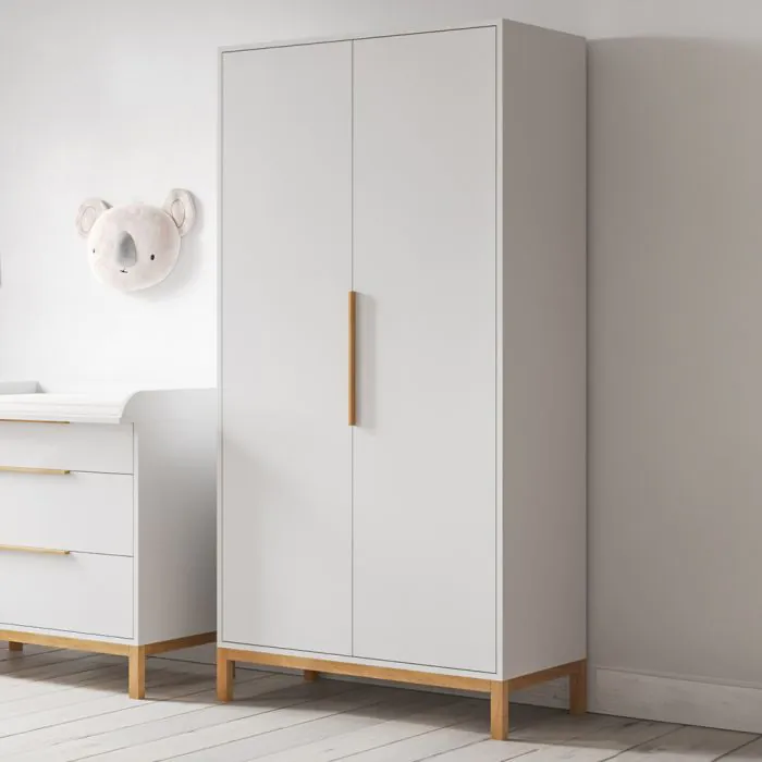 armoire-bebe-bois-blanc-petite-amelie_main-1