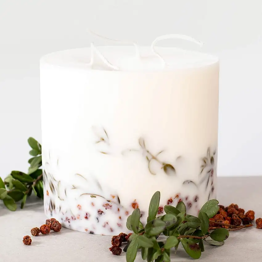 ashberries-large-candle_1024x1024_3bf63736-dc80-4d33-8f89-dac3dda72320-1