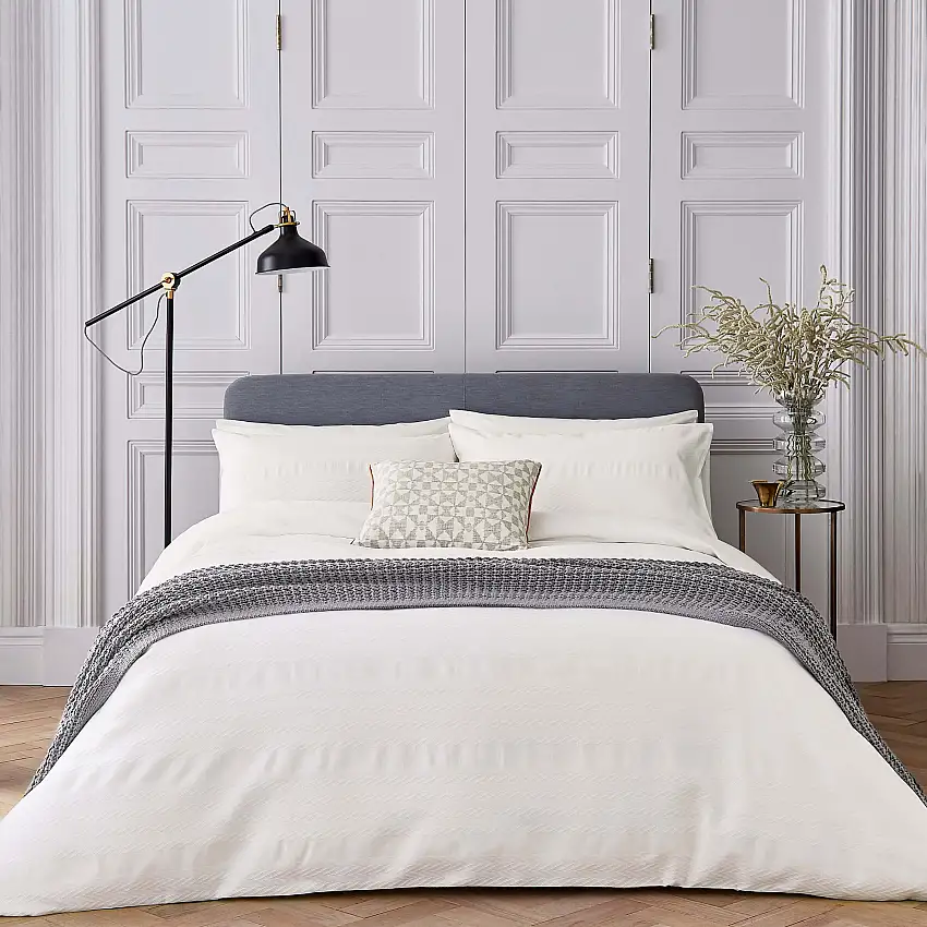 bedeck_of_belfast_kenza_chalk_main_bed_hr-1
