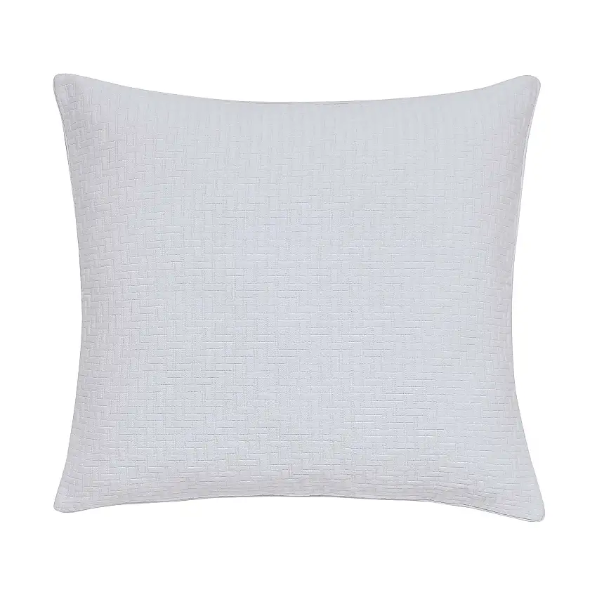 bob_fine_linens_andaz_white_cushion_co_1-1