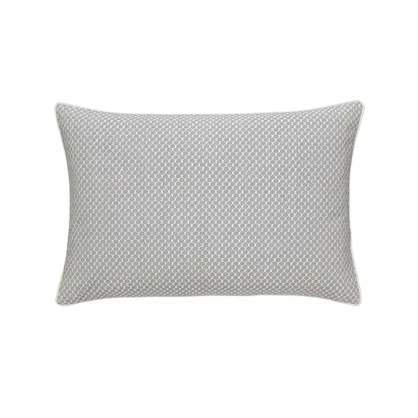 bob_fine_linens_tahra_cushion_cut_out-1