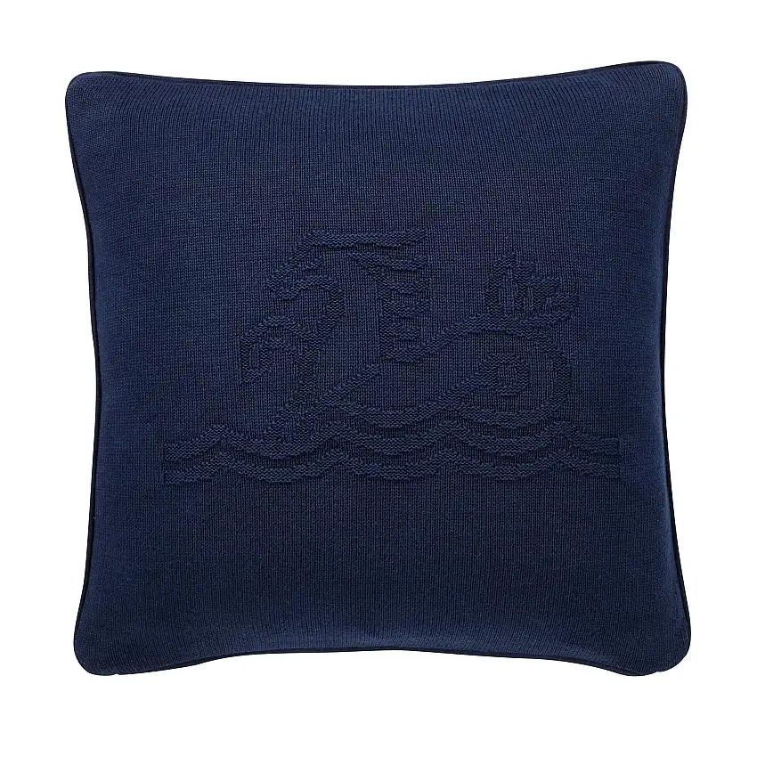 bob_signature_knit_midnight_cushion_co-1