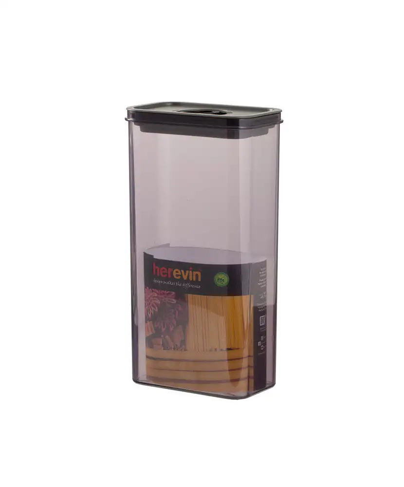 boite-de-conservation-alimentaire-hermetique-noire-1