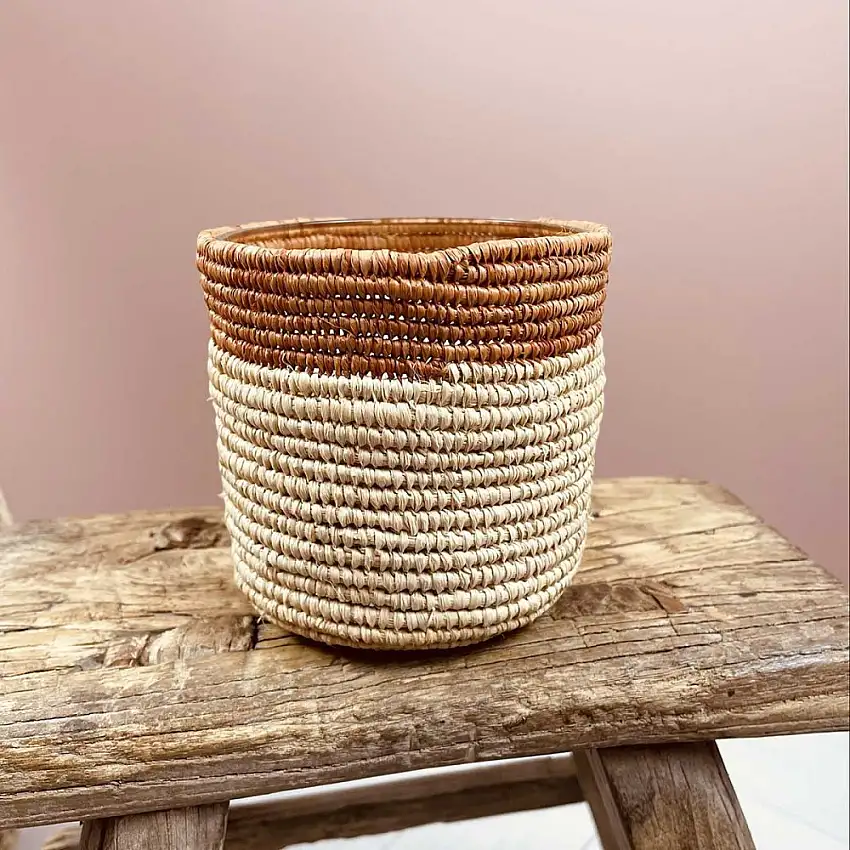 bougie-cire-100-naturelle-miel-ambre-panier-raphia-naturel-et-miel-1