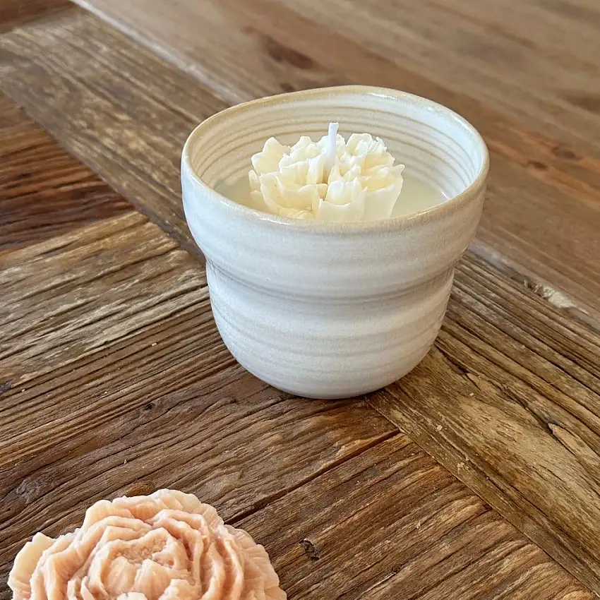 bougie-vegetale-mug-porto-ecru-fait-main-210gr-1