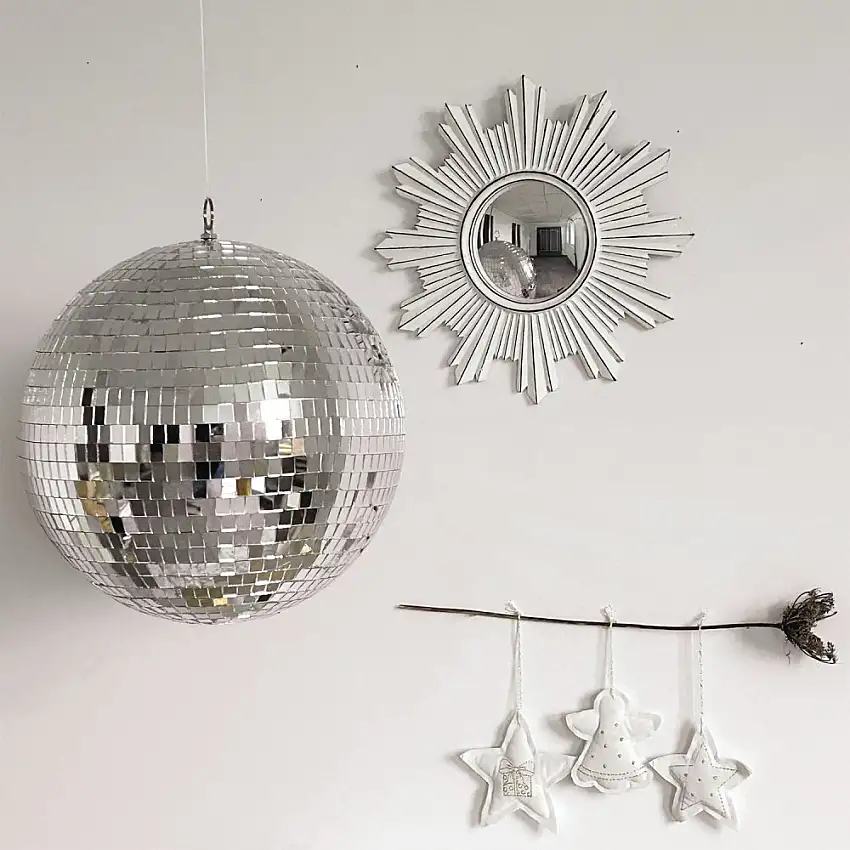 boule-a-facettes-disco-d30cm-1