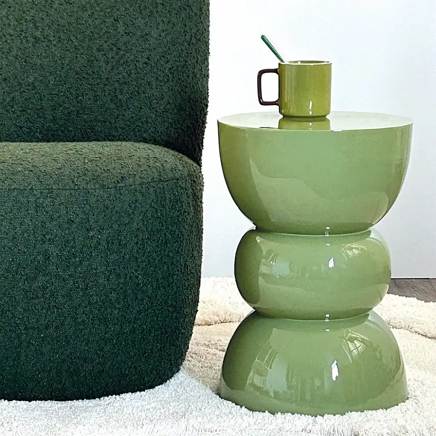 bout-de-canape-en-metal-laque-vert-thym-1