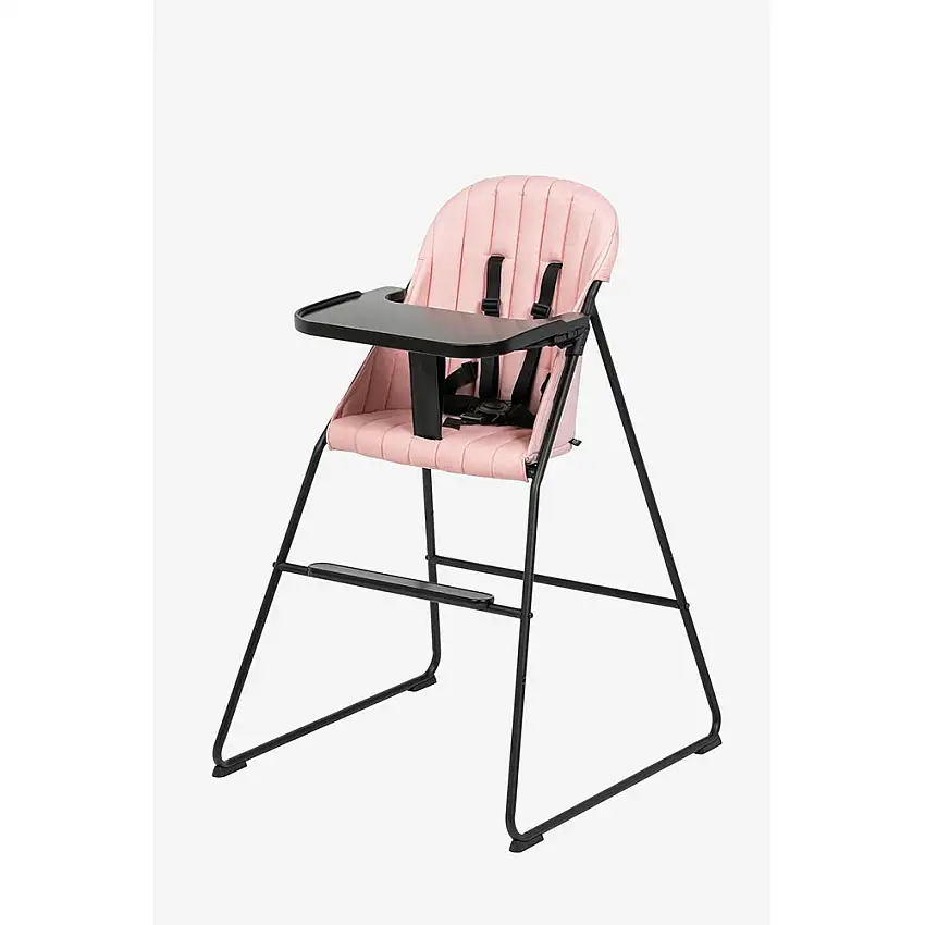 chaise-haute-en-acier-rose-1