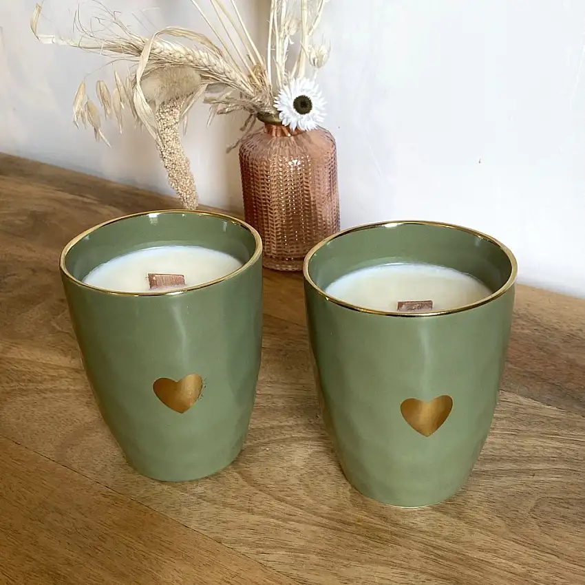 coffret-2-bougies-vegetales-tasses-amour-kakis-vanille-des-iles-et-speculoos-1