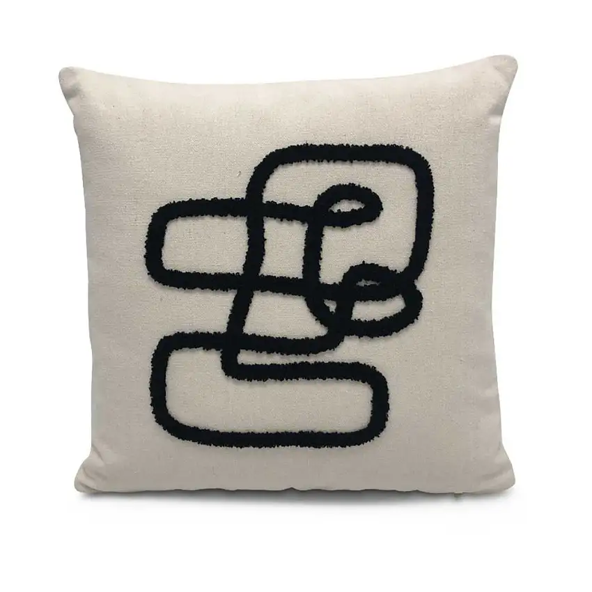 coussin-40-x-40cm-pablo-ecru-avec-motif-noir-1