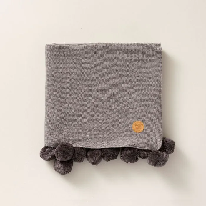 couverture_bebe_pompons_gris_80x100_petite_amelie-1