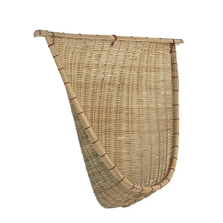 decoration-murale-ou-a-poser-style-boheme-en-bambou-naturel-bloomingville-1