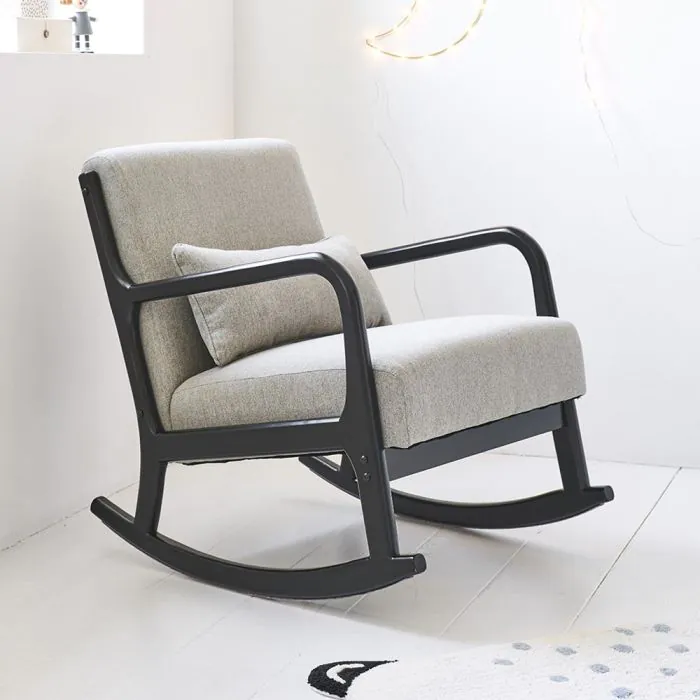 fauteuil-allaitement-chambre-bebe-rocking-chair-petite-amelie-1