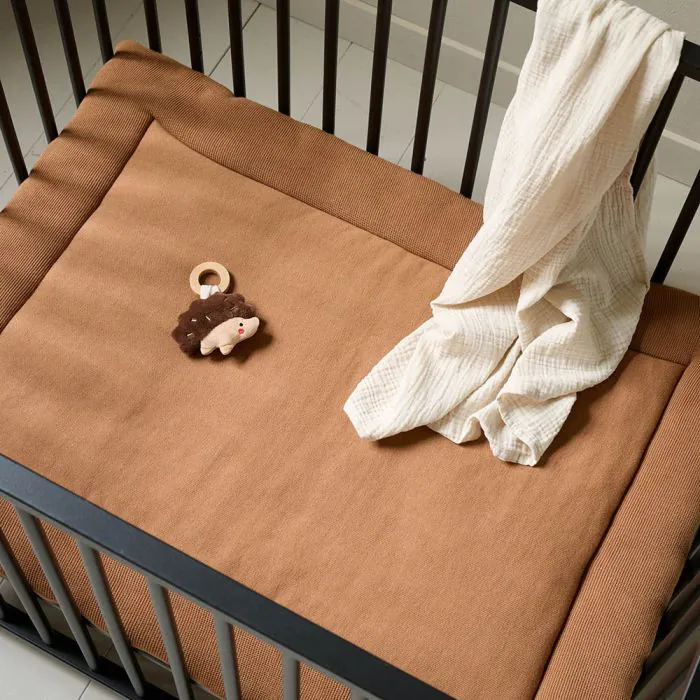 fond-de-parc-70x96-caramel-coton-biologique-petite-amelie-1