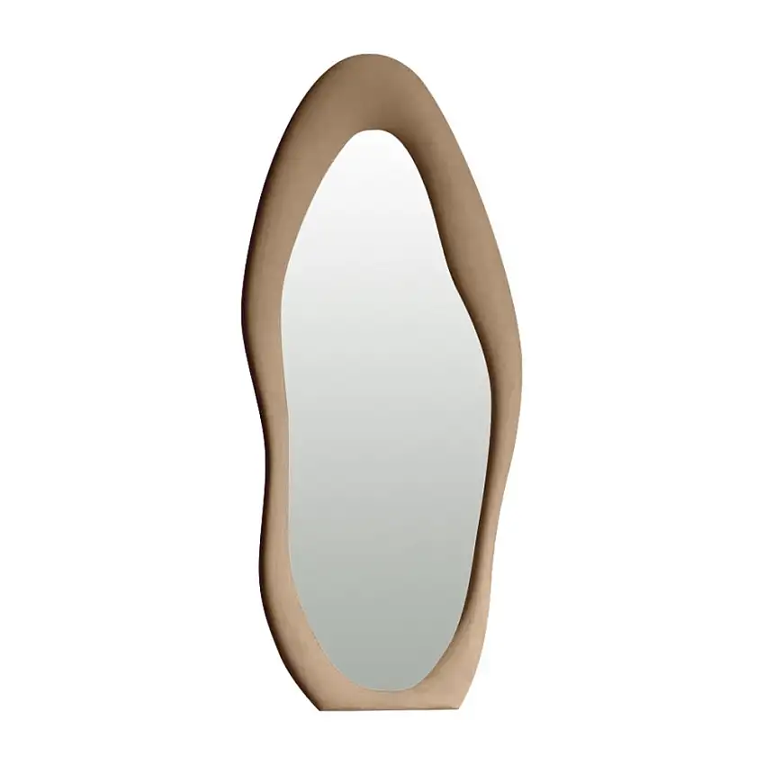grand-miroir-sur-pieds-forme-organique-avec-cadre-velours-beige-1