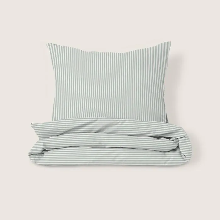 housse-de-couette-verte-coton-striped-off-white-et-vert-petite-amelie-parure-de-lit-120-x-150-cm-striped-blanc-casse-et-vert-dekhs120x150strgr-1