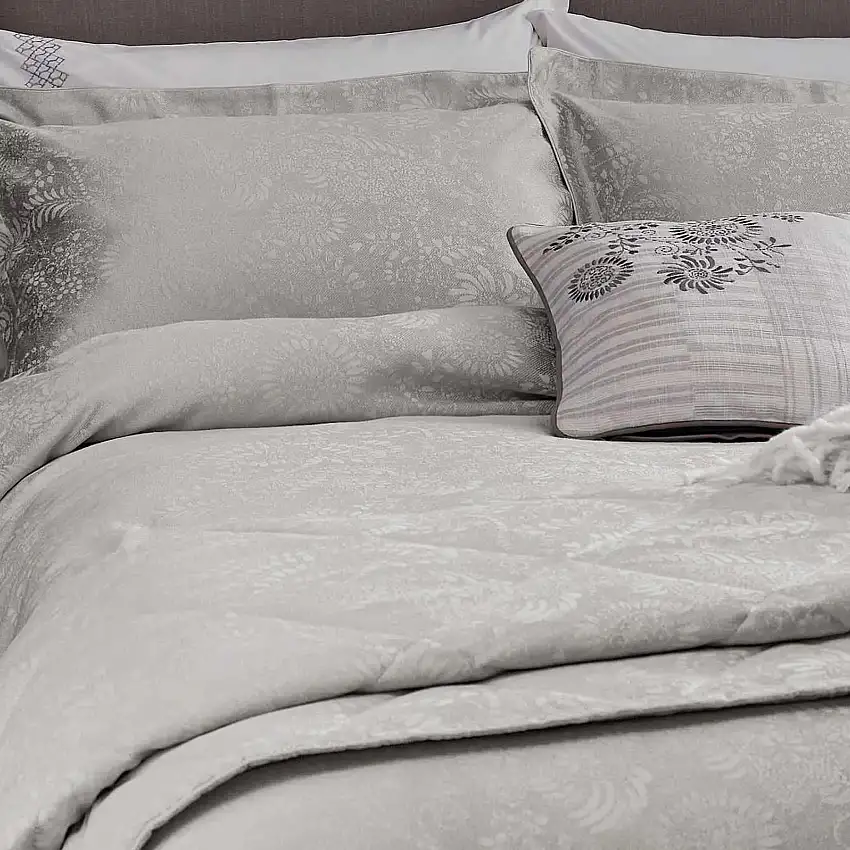 kina_silver_quilted_throw-1