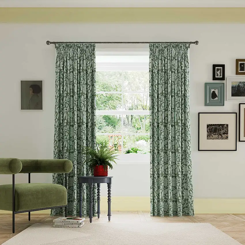 l_s_rowallane_green_curtains_hr_new-1