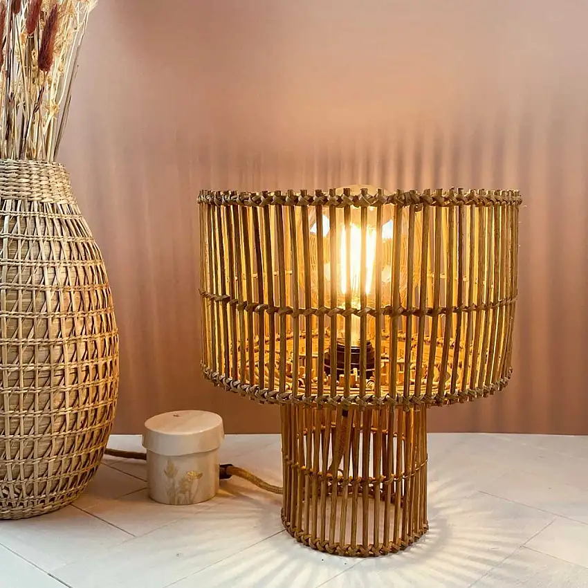 lampe-a-poser-naturelle-rotin-1