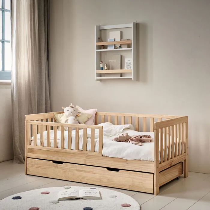 lit-enfant-2-ans-bois-naturel-70x140-petite-amelie-1