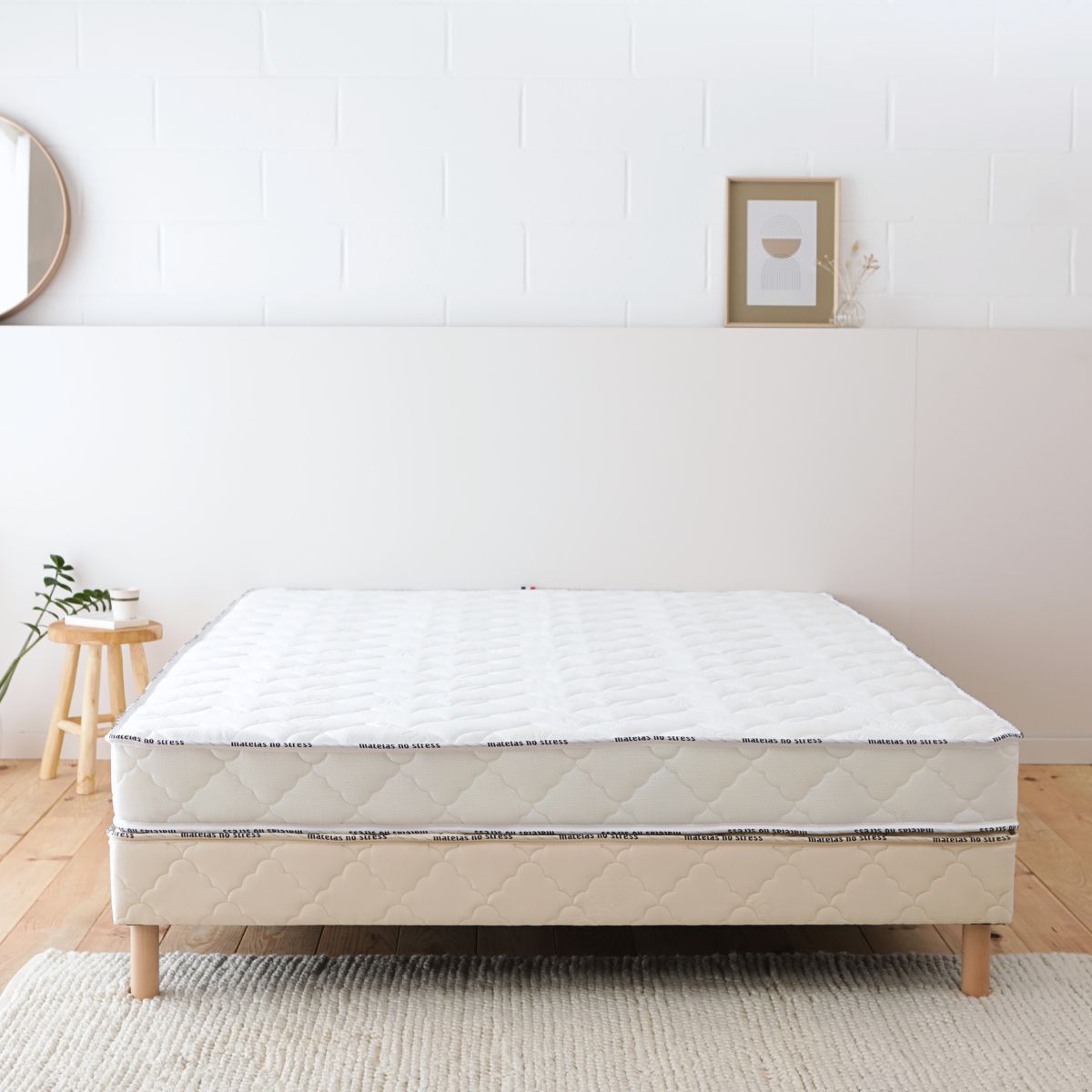 matelas-enveloppant-tres-moelleux-soutien-equilibre.jpg