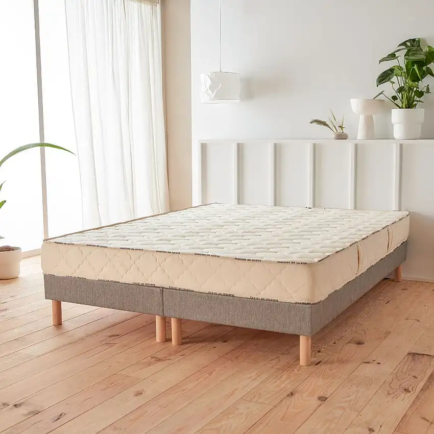 matelas-latex-ferme-anti-acarien-1