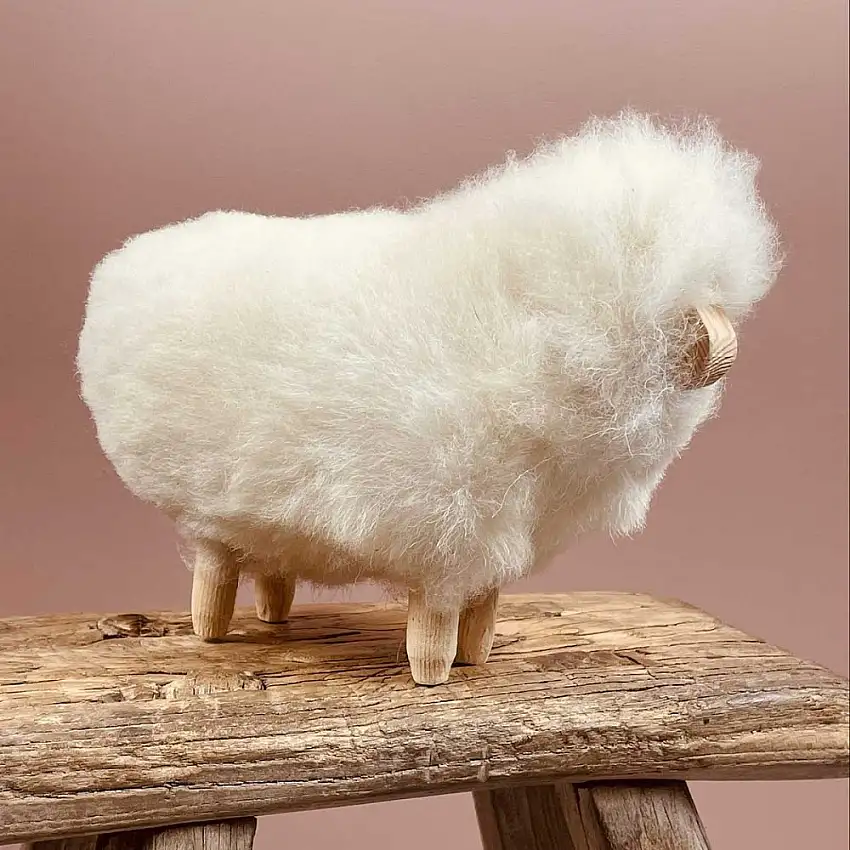 mouton-en-laine-et-bois-1