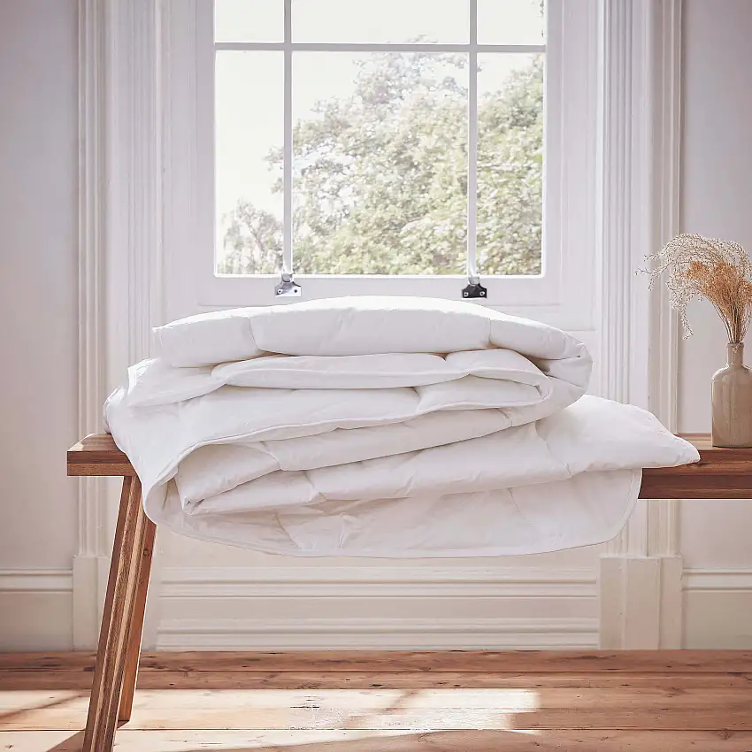 murmur_feels_like_down_4.5_double_duvet_lifestyle-1