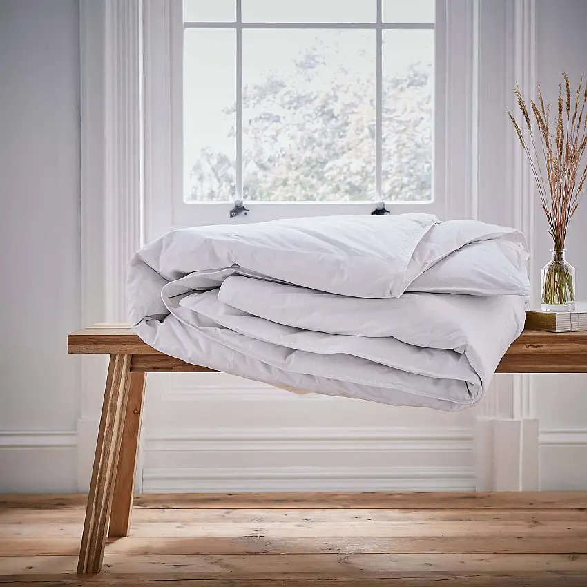 murmur_premium_down_10.5_double_duvet_lifestyle-1