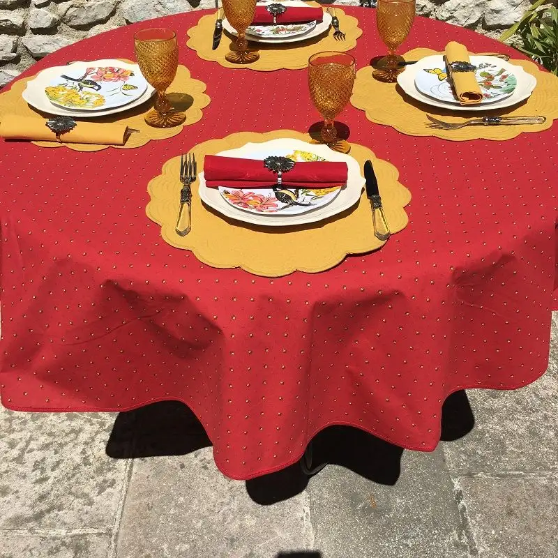 nappe-provencale-ronde-en-coton-calisson-rouge-et-jaune-tissus-toselli-1