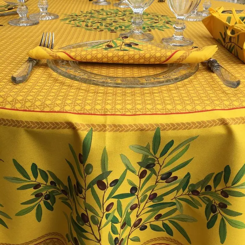nappe-provencale-ronde-en-coton-nyons-jaune-tissus-toselli-1