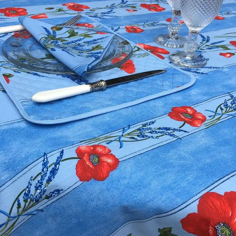 nappe-rectangulaire-en-coton-enduit-coquelicots-et-lavande-bleu-1