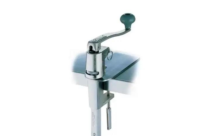 ouvre_boite_edlund_tete_en_fonte-1