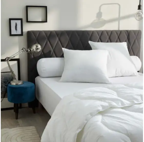 pack-couette-tres-chaude-confort-traite-anti-acarien-soft-care-1