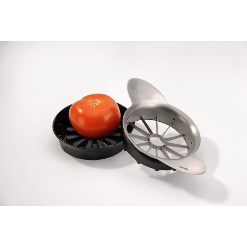 pomo-coupe-pommes-tomates-1