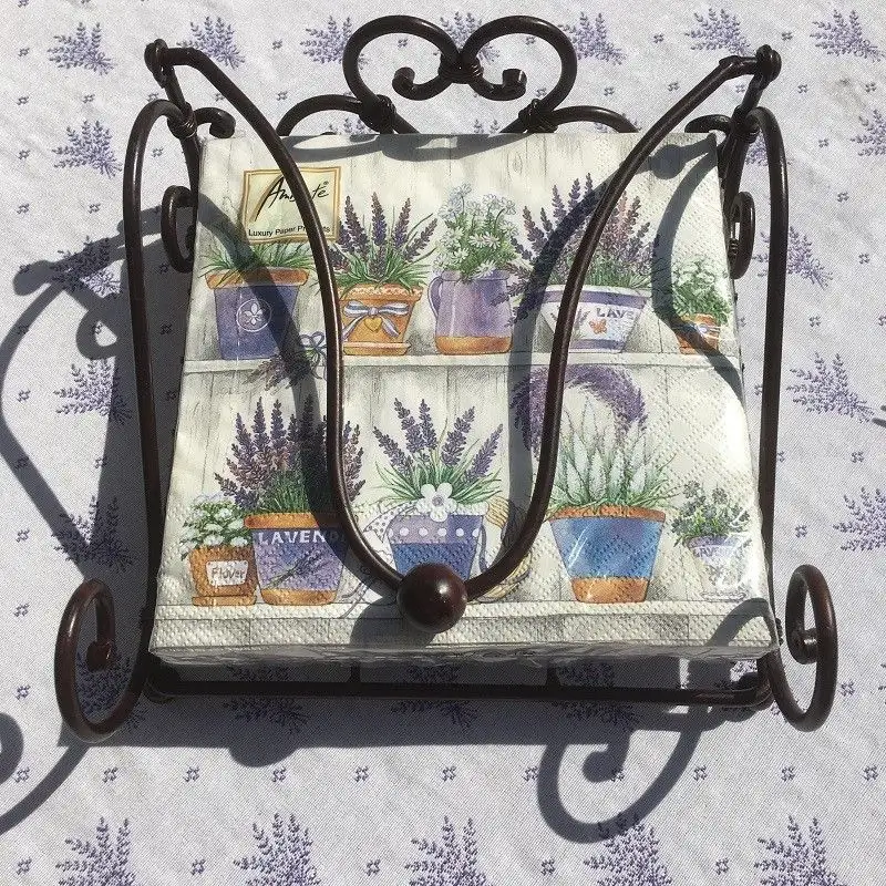 porte-serviettes-metal-et-coeurs-2