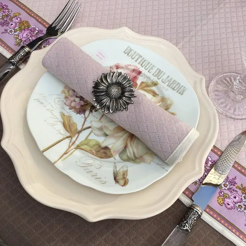 rond-de-serviette-en-metal-argente-grappe-de-raisin-1